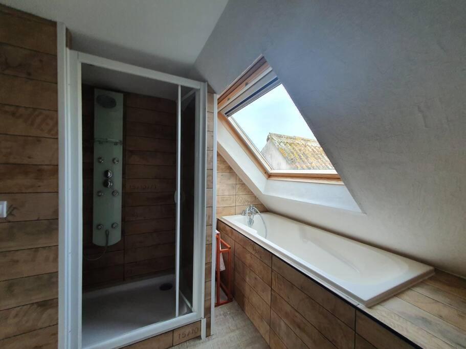 Proche Commerces Et Plages Appartement Guilvinec